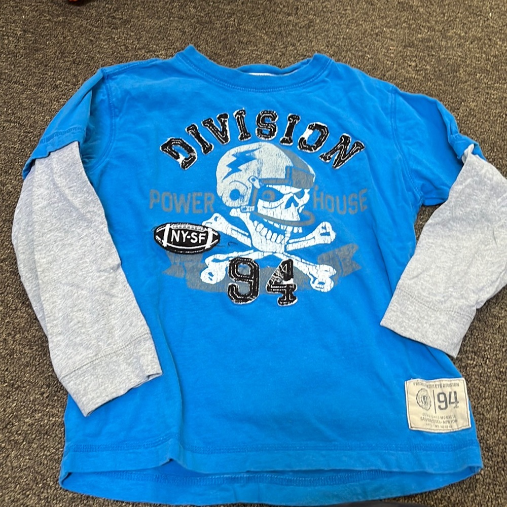Old Navy long sleeved tshirt, looks like a short sleeve over a long sleeve.